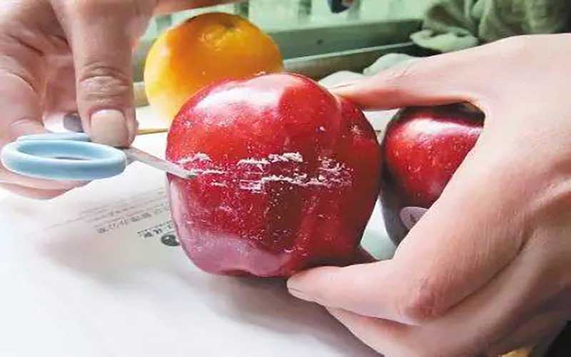 苹果打蜡吃了会危害健康？