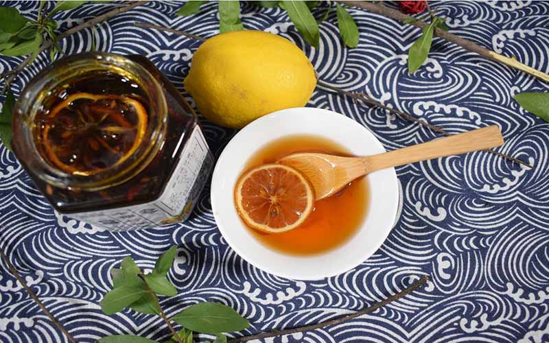 柠檬冰糖膏的功效与作用、禁忌和食用方法